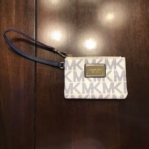 Michael Kors Wristlet
